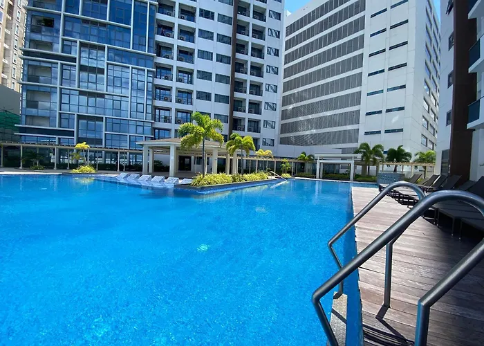 Mactan Newtown Seaview By Cebu Pigmom